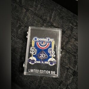 2016 opening day MLB Limited Edition Pin -